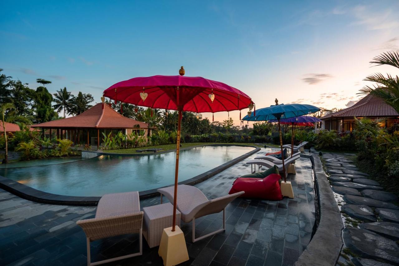 Kampung Uma Dawa Villas And Spa ウブド エクステリア 写真