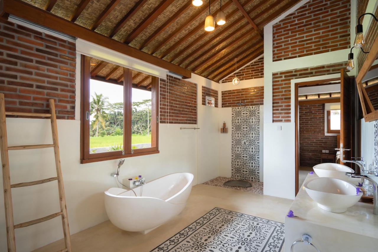 Kampung Uma Dawa Villas And Spa ウブド エクステリア 写真
