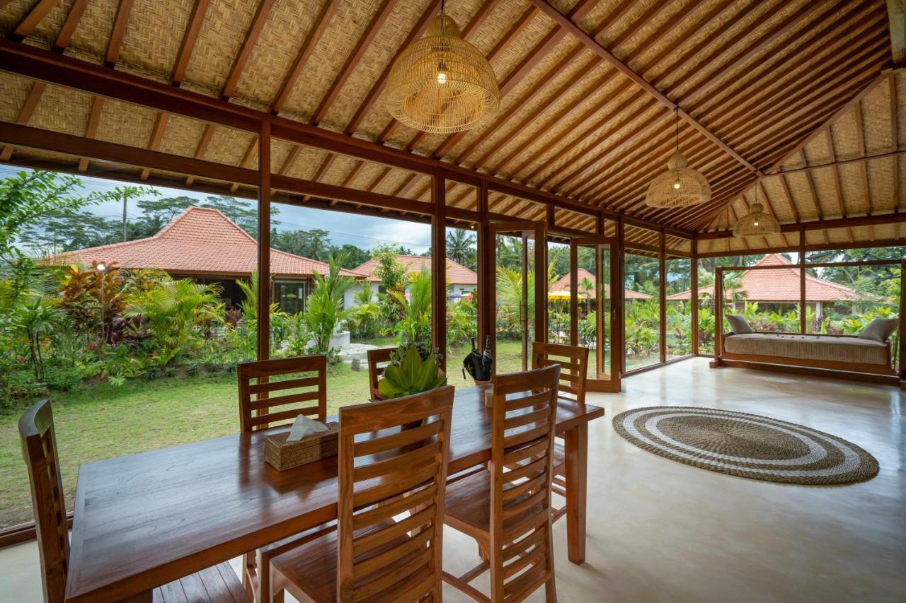 Kampung Uma Dawa Villas And Spa ウブド エクステリア 写真